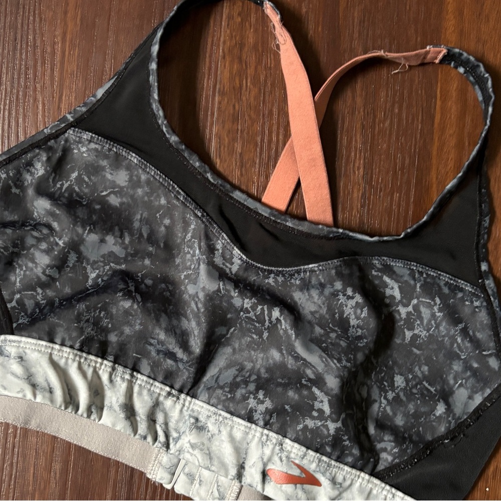 Brooks Sports Bra